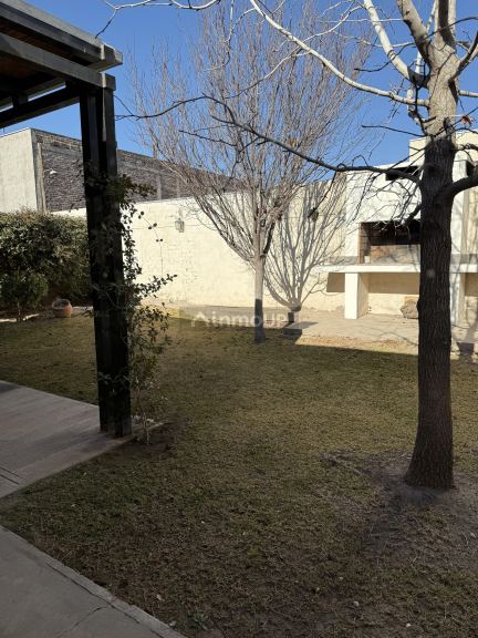 Casa en Alquiler en Guaymallen, Mendoza