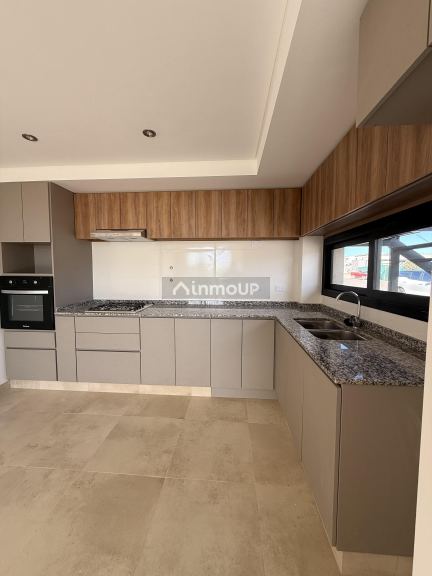 Departamento en Alquiler en Maipu, Mendoza