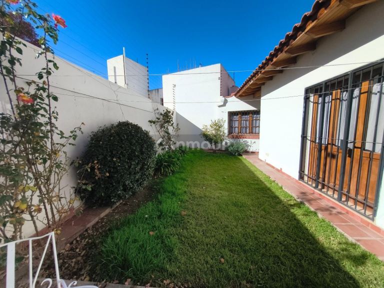 Casa en Alquiler en Godoy Cruz, Mendoza