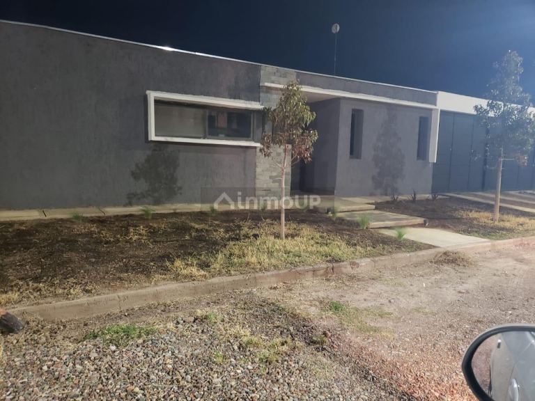 Casa en Alquiler en Maipu, Mendoza