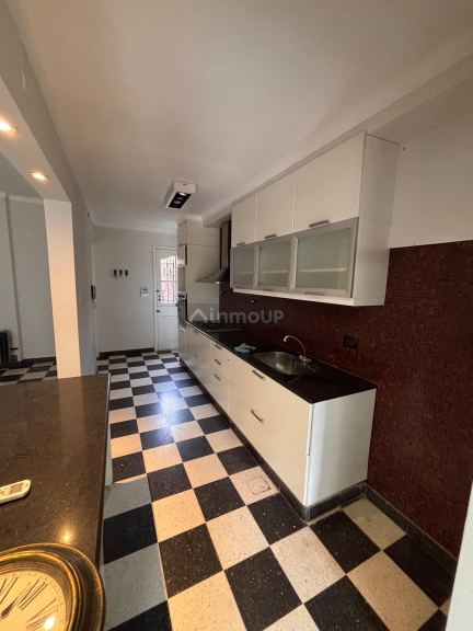 Casa en Alquiler en Capital, San Juan