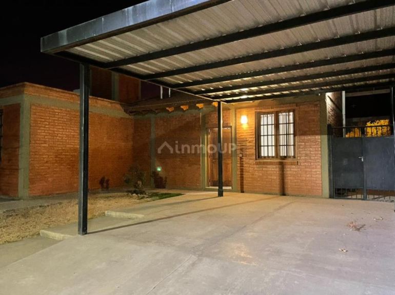 Casa en Alquiler en Rivadavia, San Juan