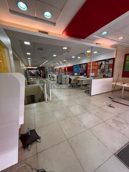 Local Comercial en Alquiler en Capital, San Juan - $ 11.000.000 | Inmoup - 14