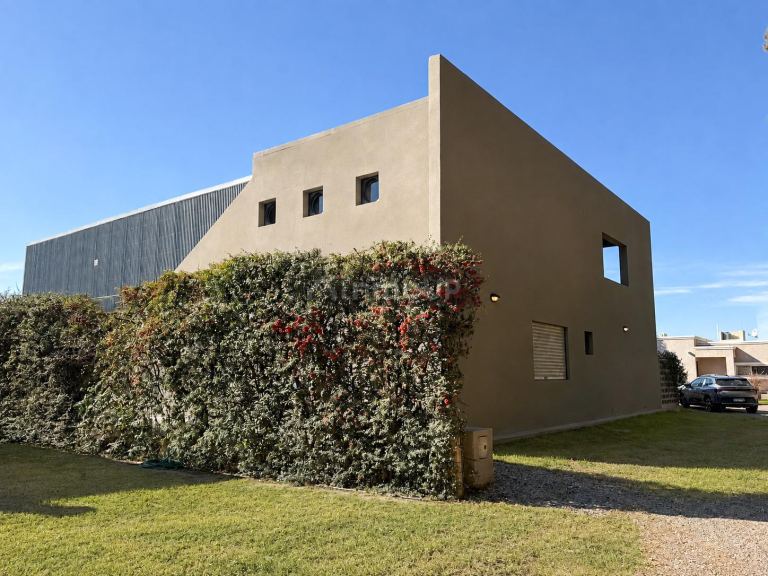 Casa en Alquiler en Santa Lucia, San Juan