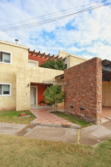 Casa en Venta en Santa Lucia, San Juan