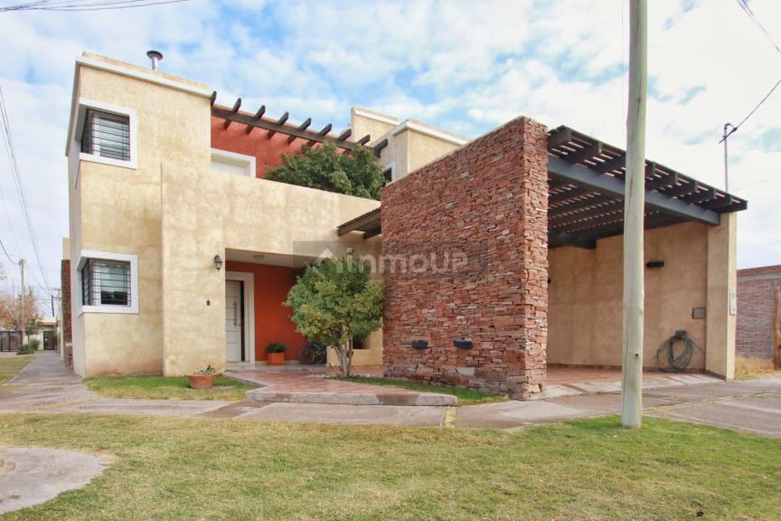 Casa en Venta en Santa Lucia, San Juan