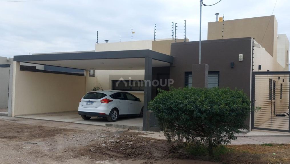 Casa en Venta en Rivadavia, San Juan
