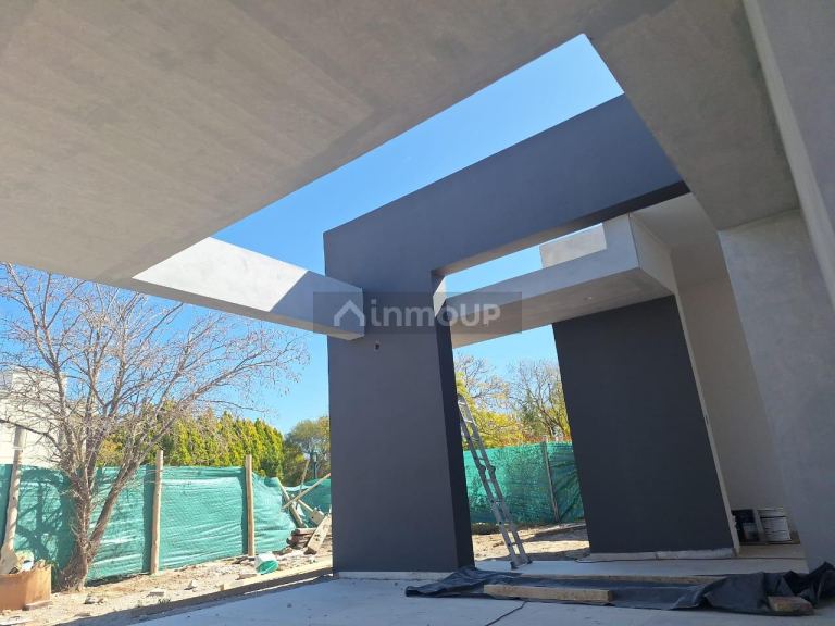 Chalet en Venta en Rivadavia, San Juan