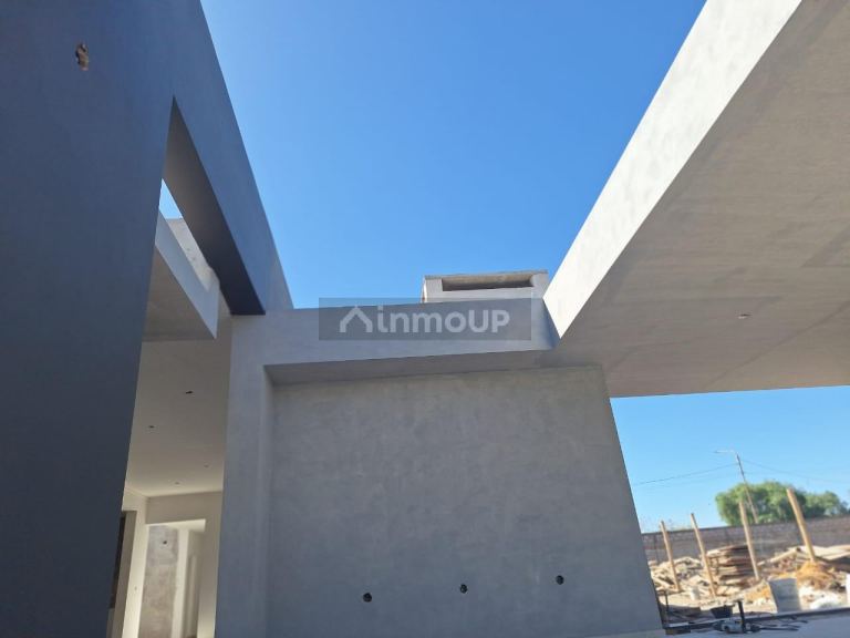 Chalet en Venta en Rivadavia, San Juan