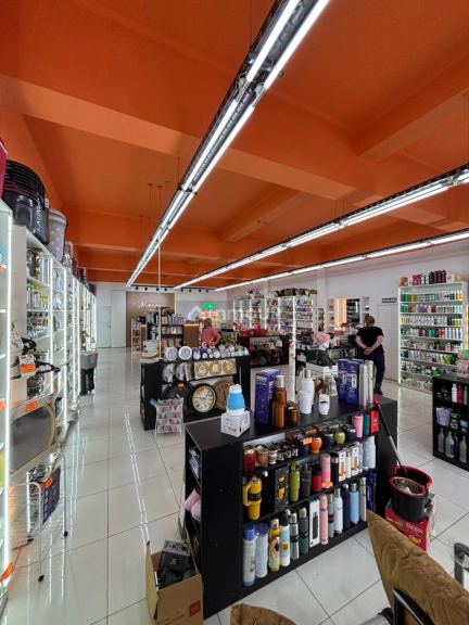 Local Comercial en Alquiler en Capital, San Juan