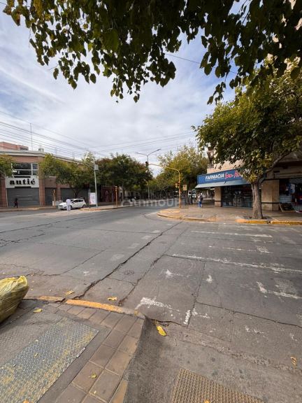 Local Comercial en Alquiler en Capital, San Juan
