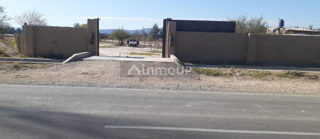 Terreno en Venta en Ullum, San Juan