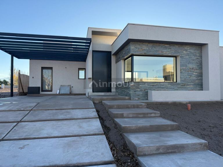 Casa en Venta en Maipu, Mendoza