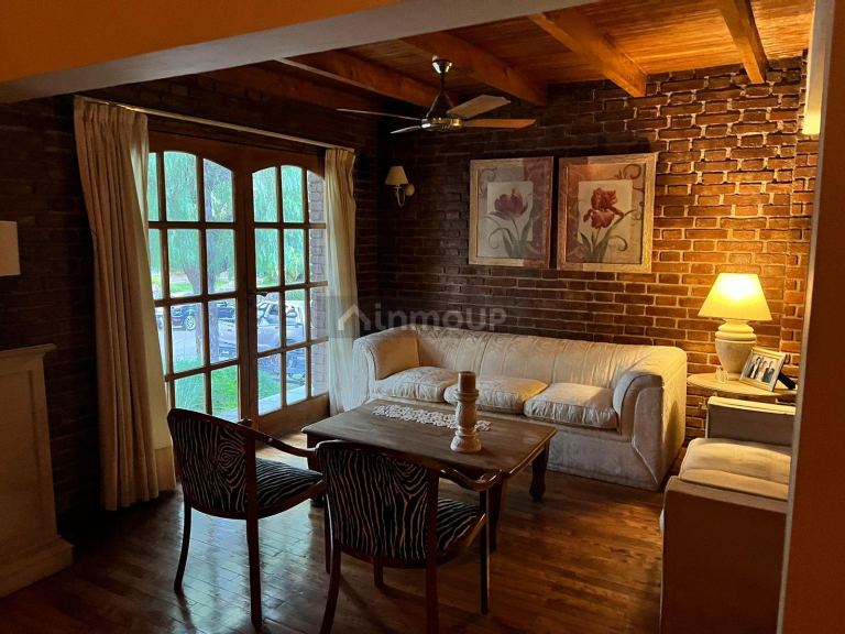 Casa en Venta en Capital, Mendoza