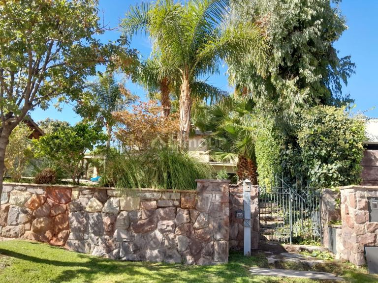 Casa en Venta en Godoy Cruz, Mendoza