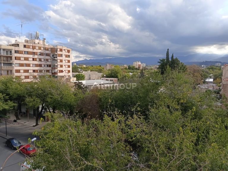Semipiso en Venta en Capital, Mendoza