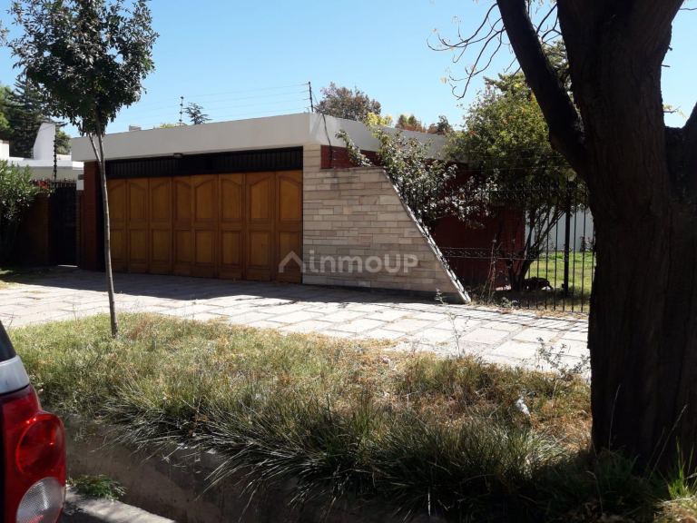 Casa en Venta en Godoy Cruz, Mendoza