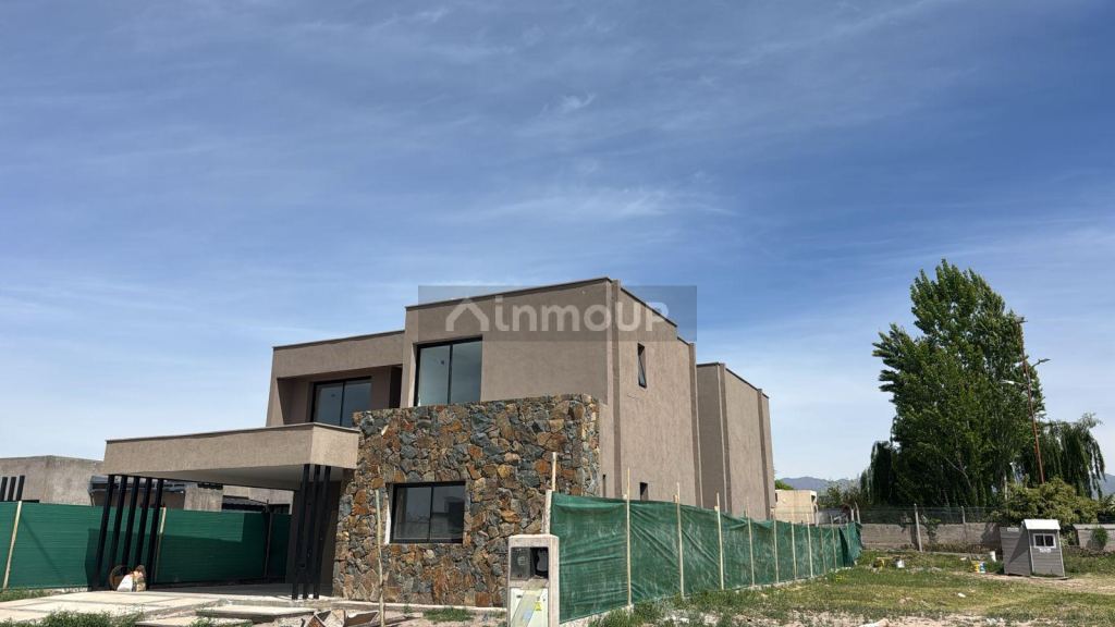 Casa en Venta en Lujan de Cuyo, Mendoza