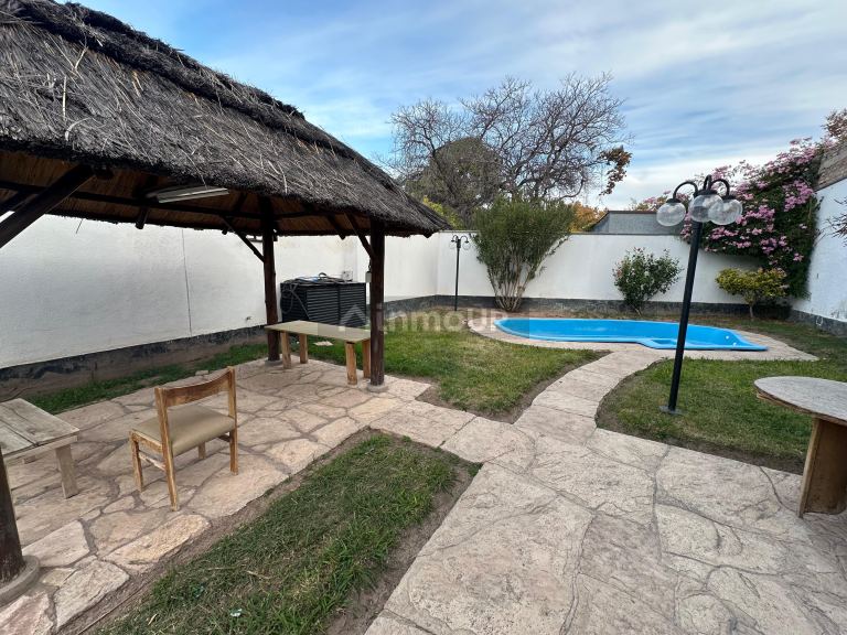 Casa en Alquiler en Capital, Mendoza