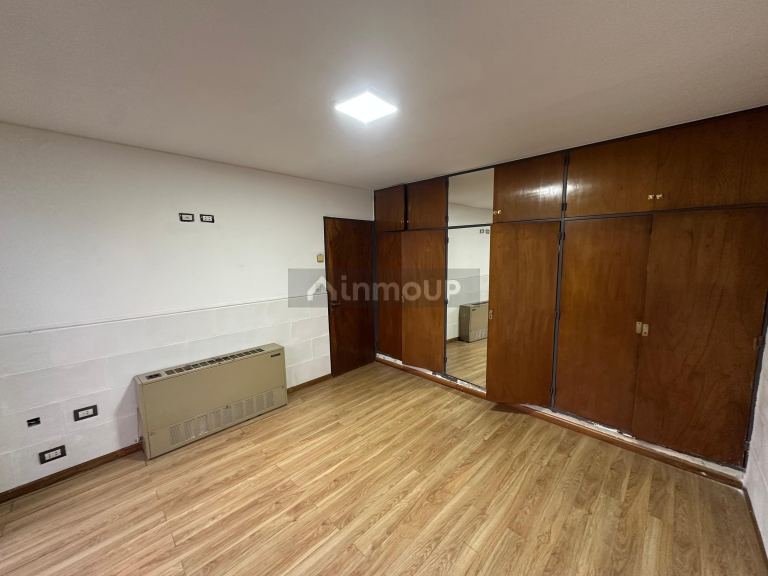 Casa en Alquiler en Capital, Mendoza