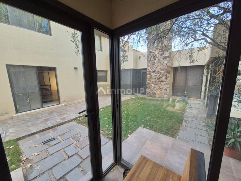 Casa en Alquiler en Guaymallen, Mendoza