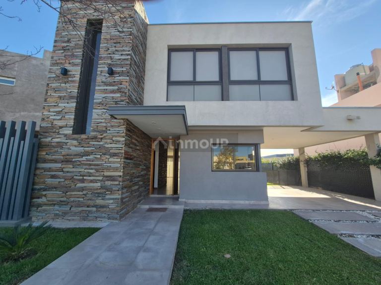 Casa en Alquiler en Las Heras, Mendoza