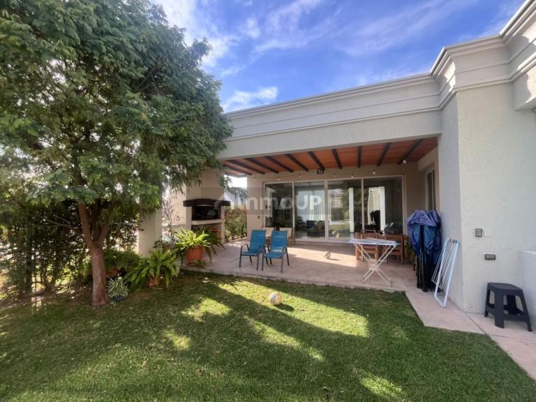 Casa en Venta en Lujan de Cuyo, Mendoza