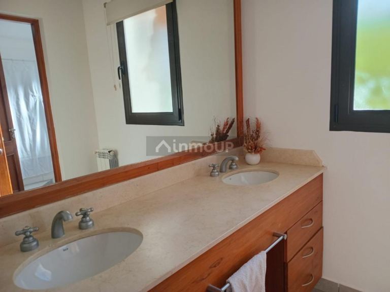 Casa en Alquiler en Lujan de Cuyo, Mendoza