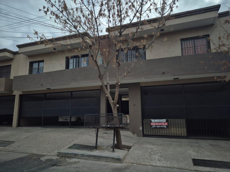 Departamento en Alquiler en Godoy Cruz, Mendoza
