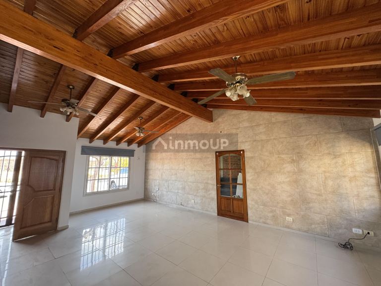 Casa en Alquiler en Maipu, Mendoza