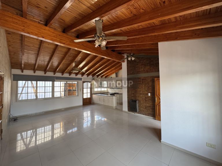 Casa en Alquiler en Maipu, Mendoza