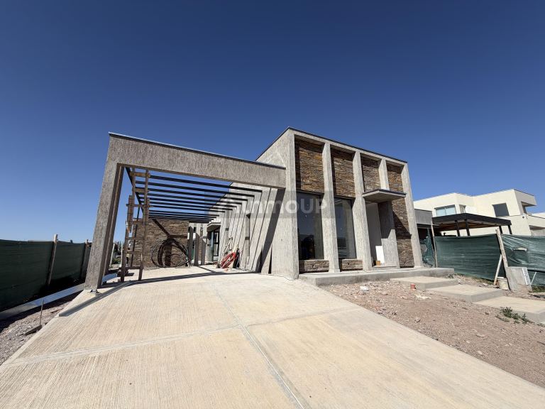 Casa en Venta en Lujan de Cuyo, Mendoza