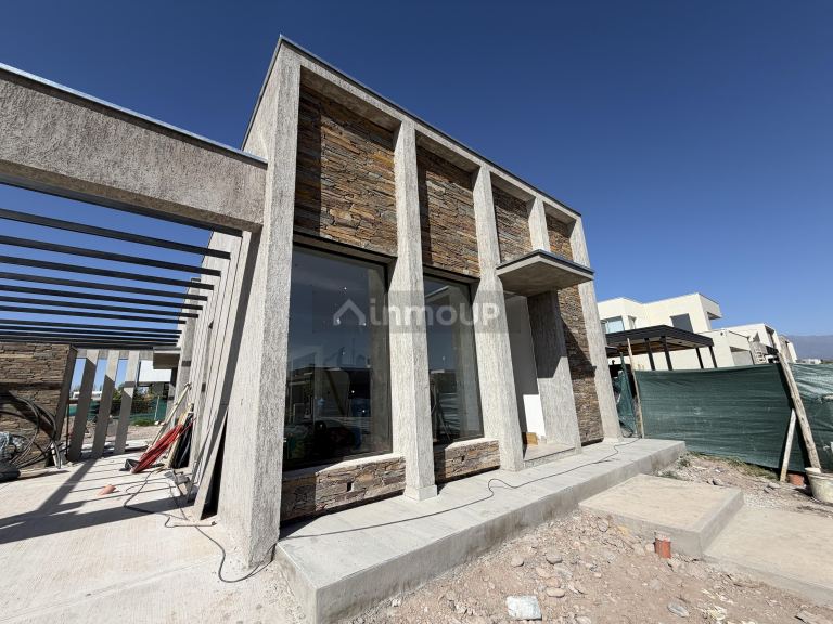 Casa en Venta en Lujan de Cuyo, Mendoza