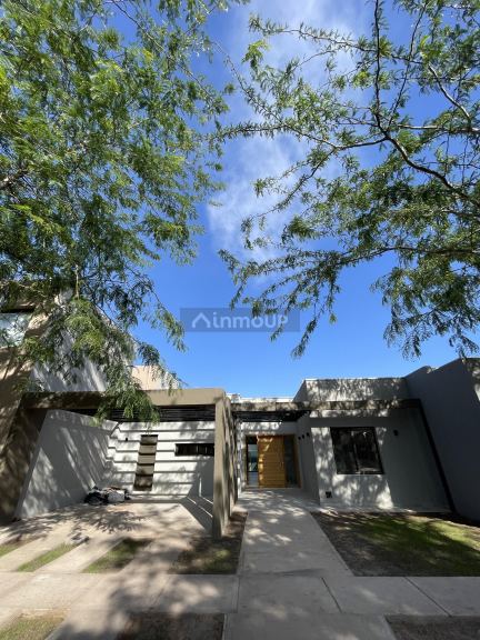 Casa en Alquiler en Lujan de Cuyo, Mendoza