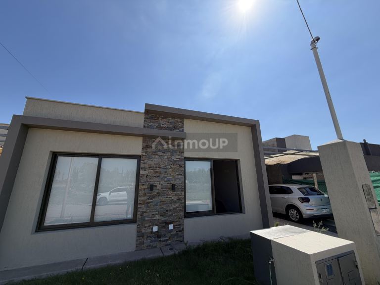 Casa en Alquiler en Maipu, Mendoza