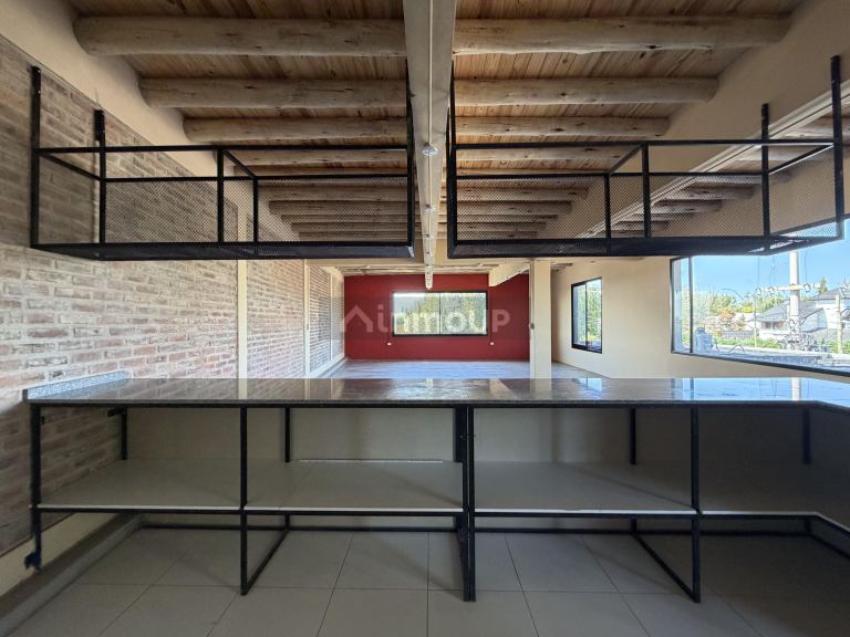 Local Comercial en Alquiler en Maipu, Mendoza