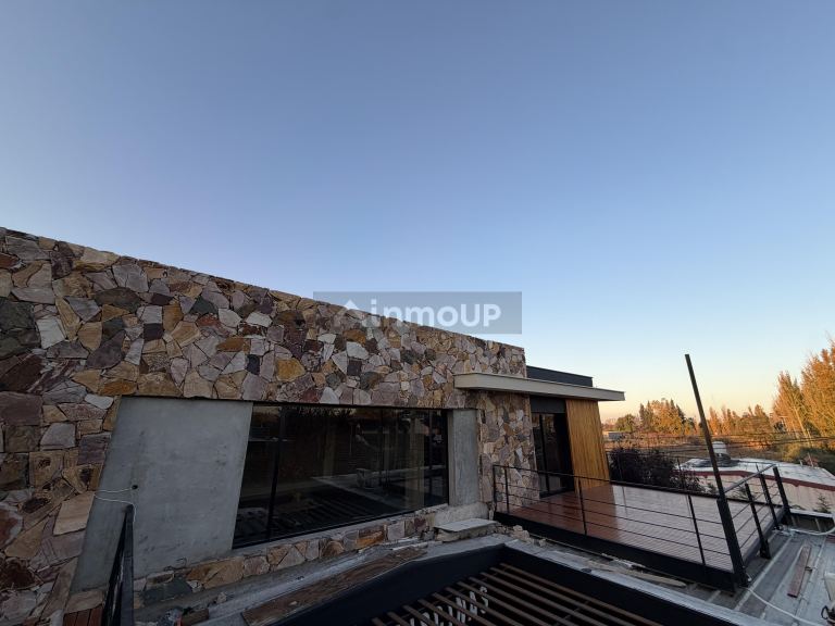 Local Comercial en Alquiler en Maipu, Mendoza