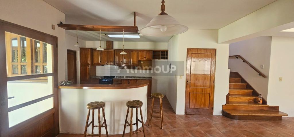 Casa en Alquiler en Capital, Mendoza