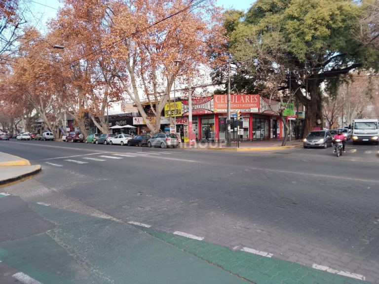Local Comercial en Venta en Capital, Mendoza