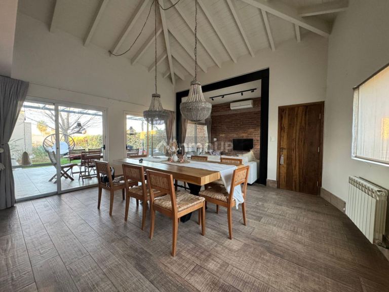 Casa en Venta en Guaymallen, Mendoza