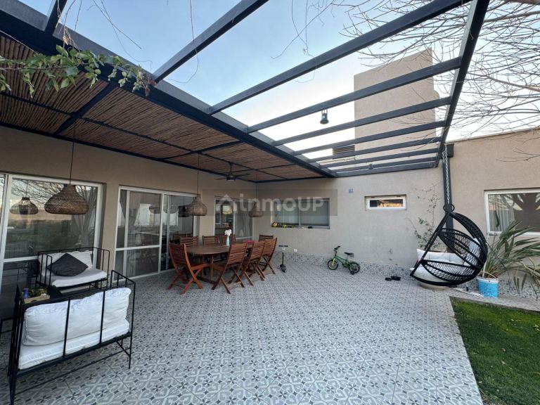 Casa en Venta en Guaymallen, Mendoza