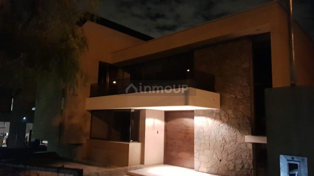Casa en Alquiler en Capital, Mendoza