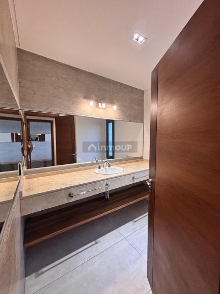 Casa en Alquiler en Capital, Mendoza