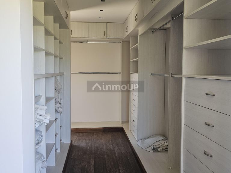 Casa en Alquiler en Capital, Mendoza