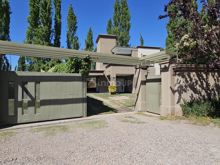 Casa en Venta en Lujan de Cuyo, Mendoza