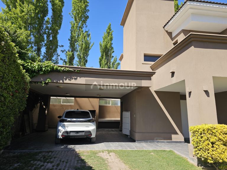 Casa en Venta en Lujan de Cuyo, Mendoza