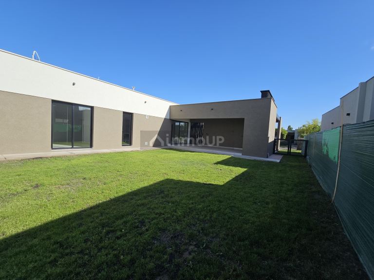 Casa en Venta en Maipu, Mendoza