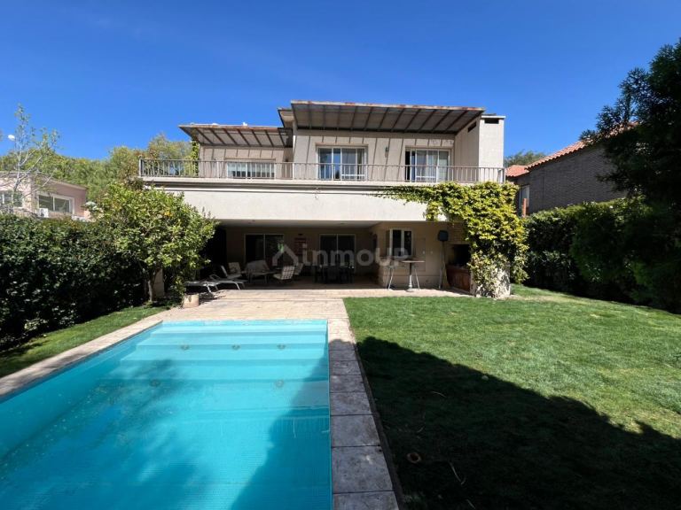 Casa en Venta en Guaymallen, Mendoza