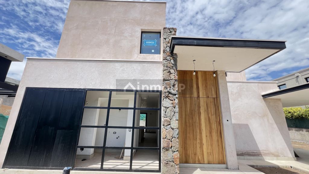 Casa en Venta en Las Heras, Mendoza