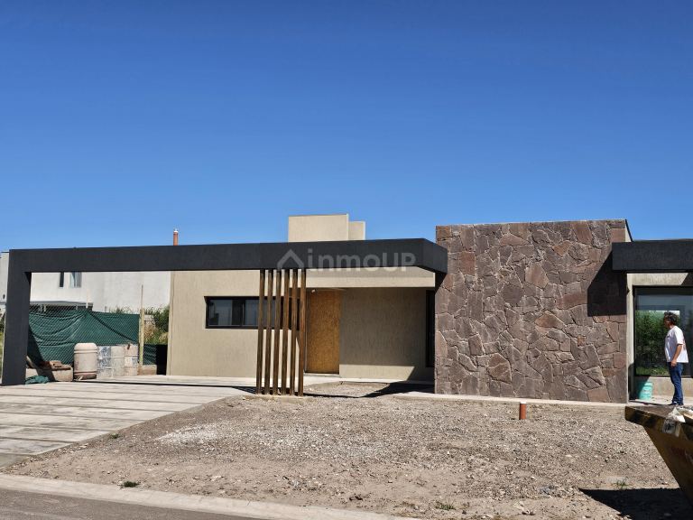 Casa en Venta en Maipu, Mendoza